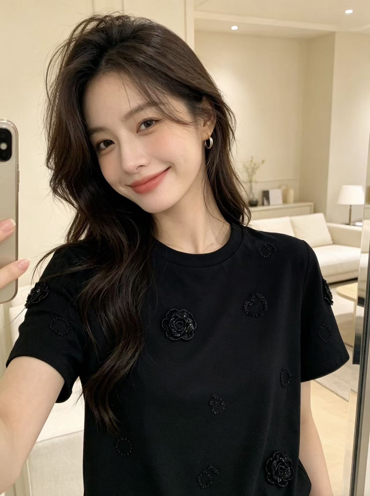 CHANE1 ビーズ付きカメリアTシャツ【50％割引+送料無料】