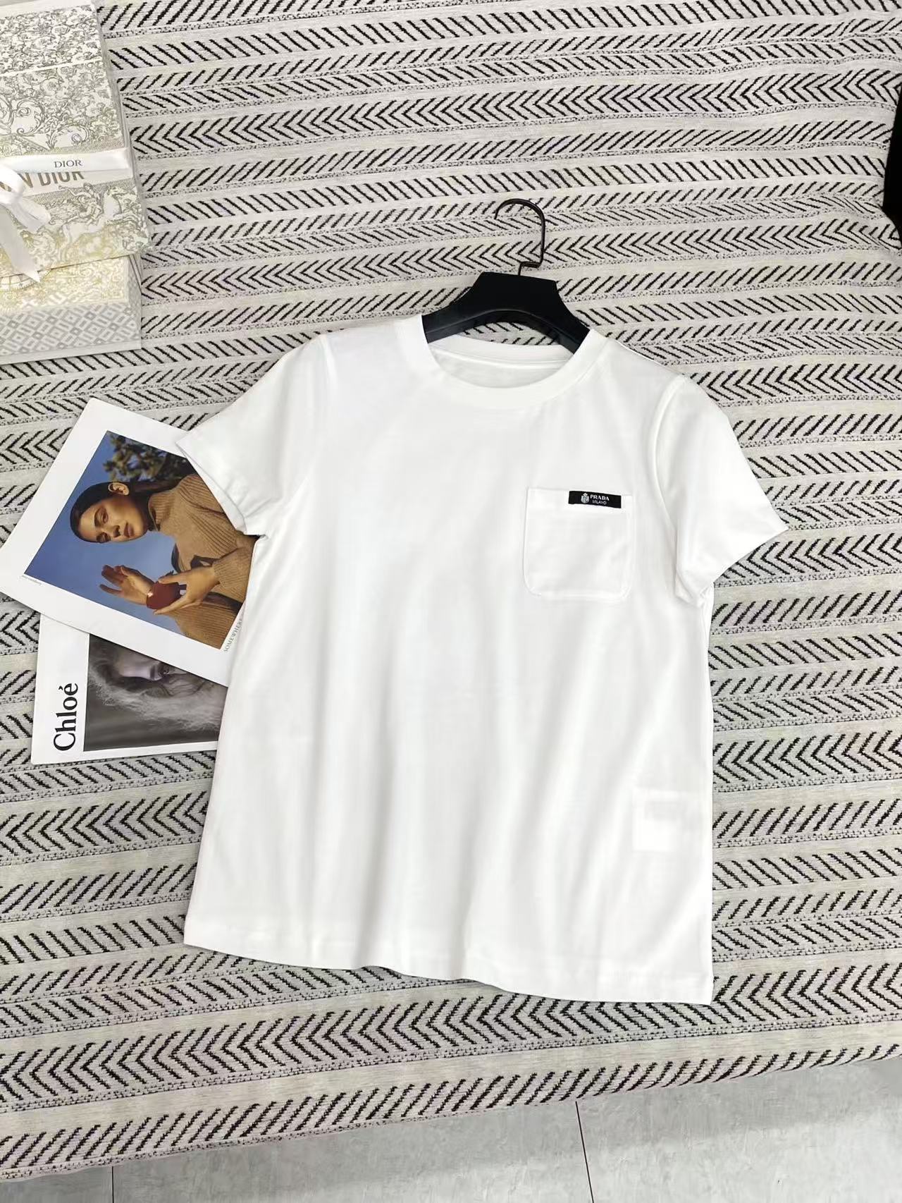 M1UM1UポケットレターTシャツ【50％割引+送料無料】