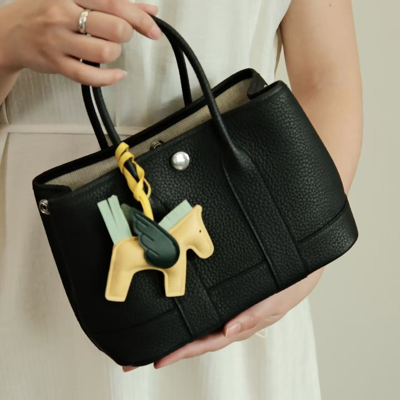 HERME5牛革ハンドバッグ【50％割引+送料無料】