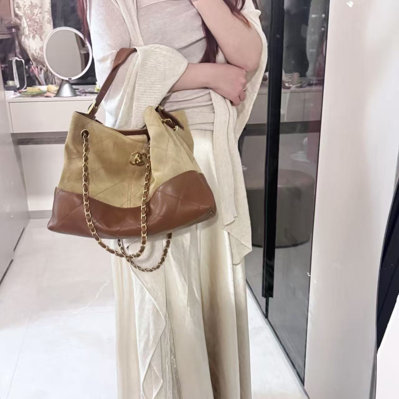 CHANE1 チェーン ディアスキン ショッピングバッグ【50％割引+送料無料】