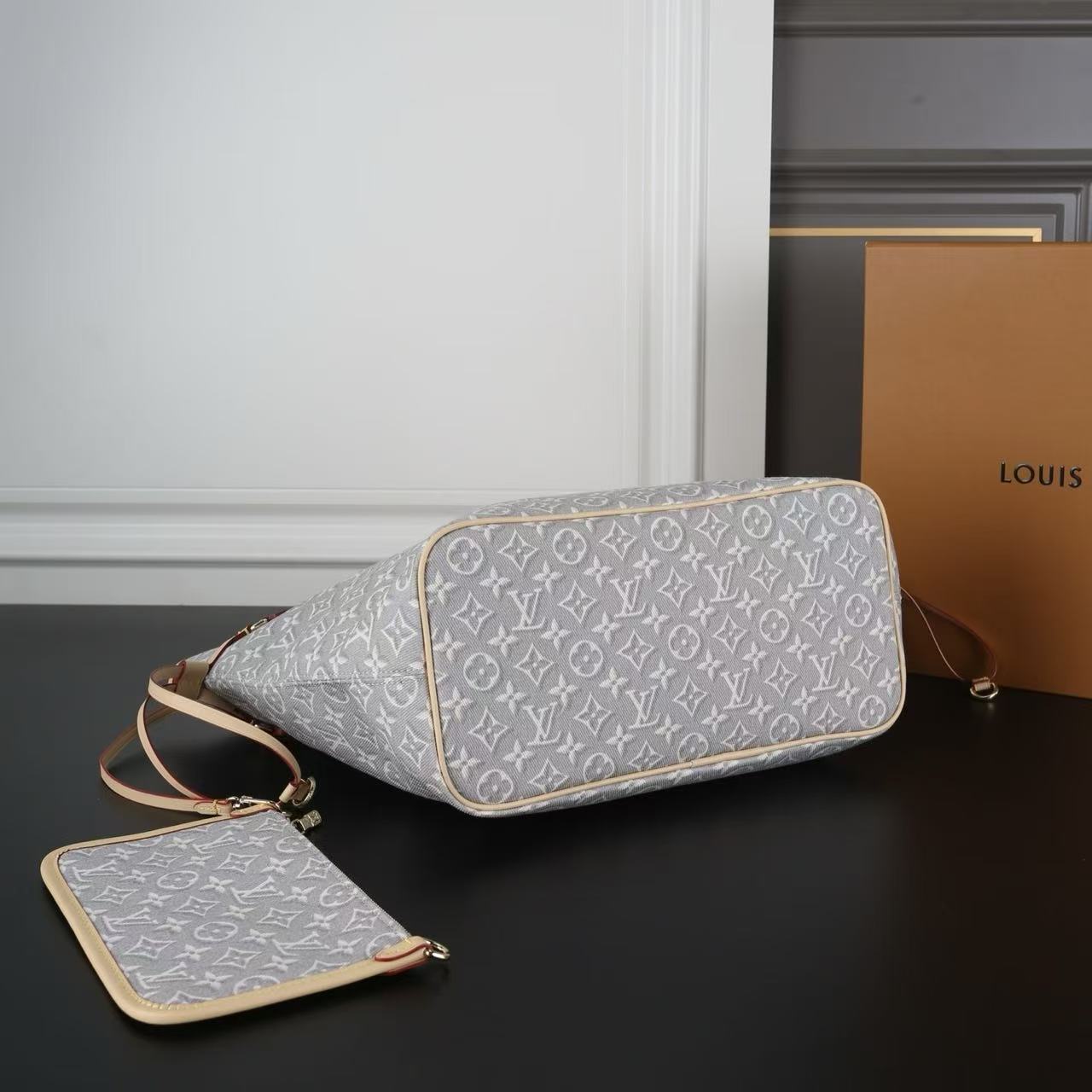 LV NEVERFULLデニムトートバッグ【50％割引+送料無料】