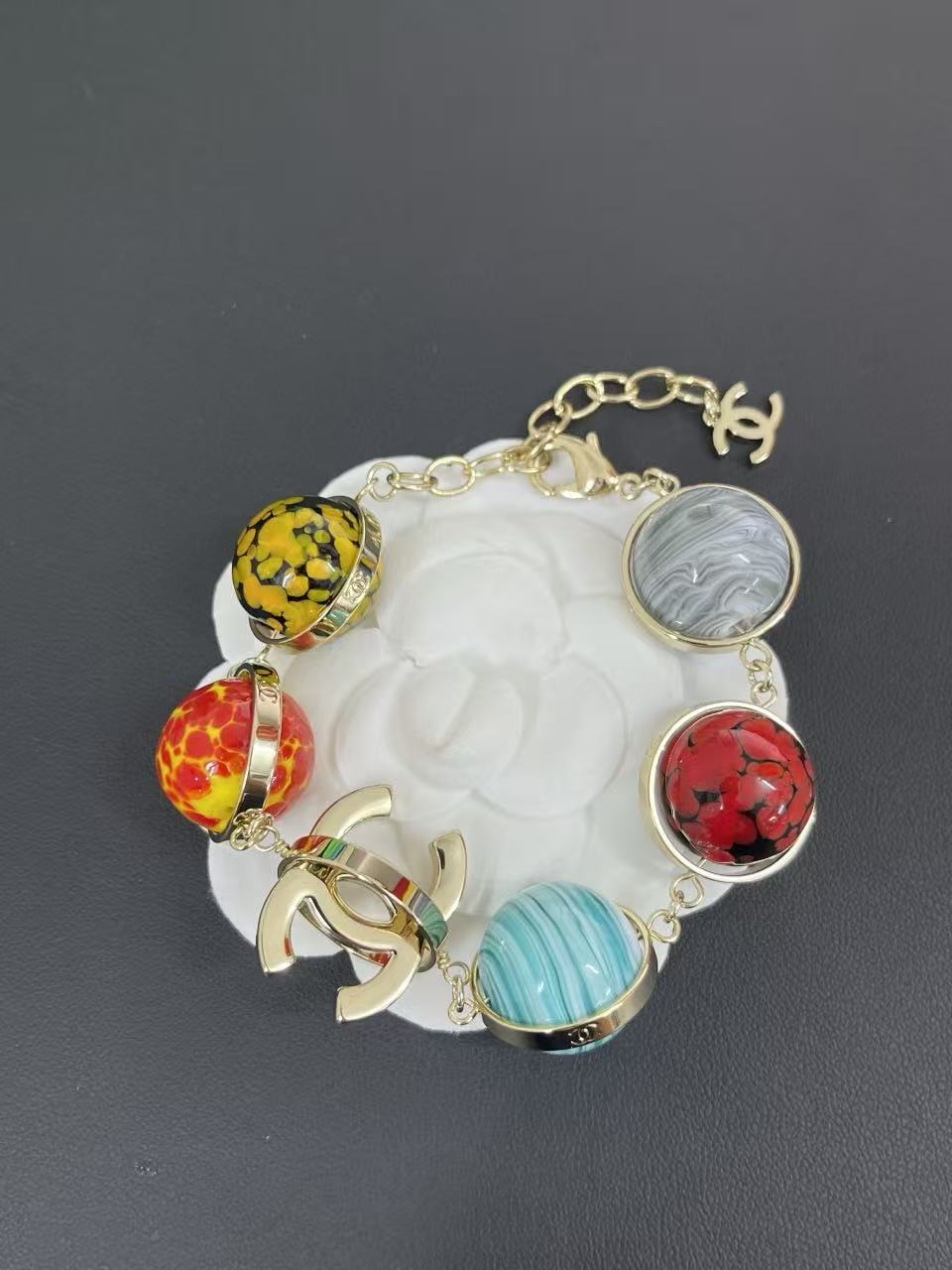 CHANE1 ダブルC カラフルブレスレット【50％割引+送料無料】