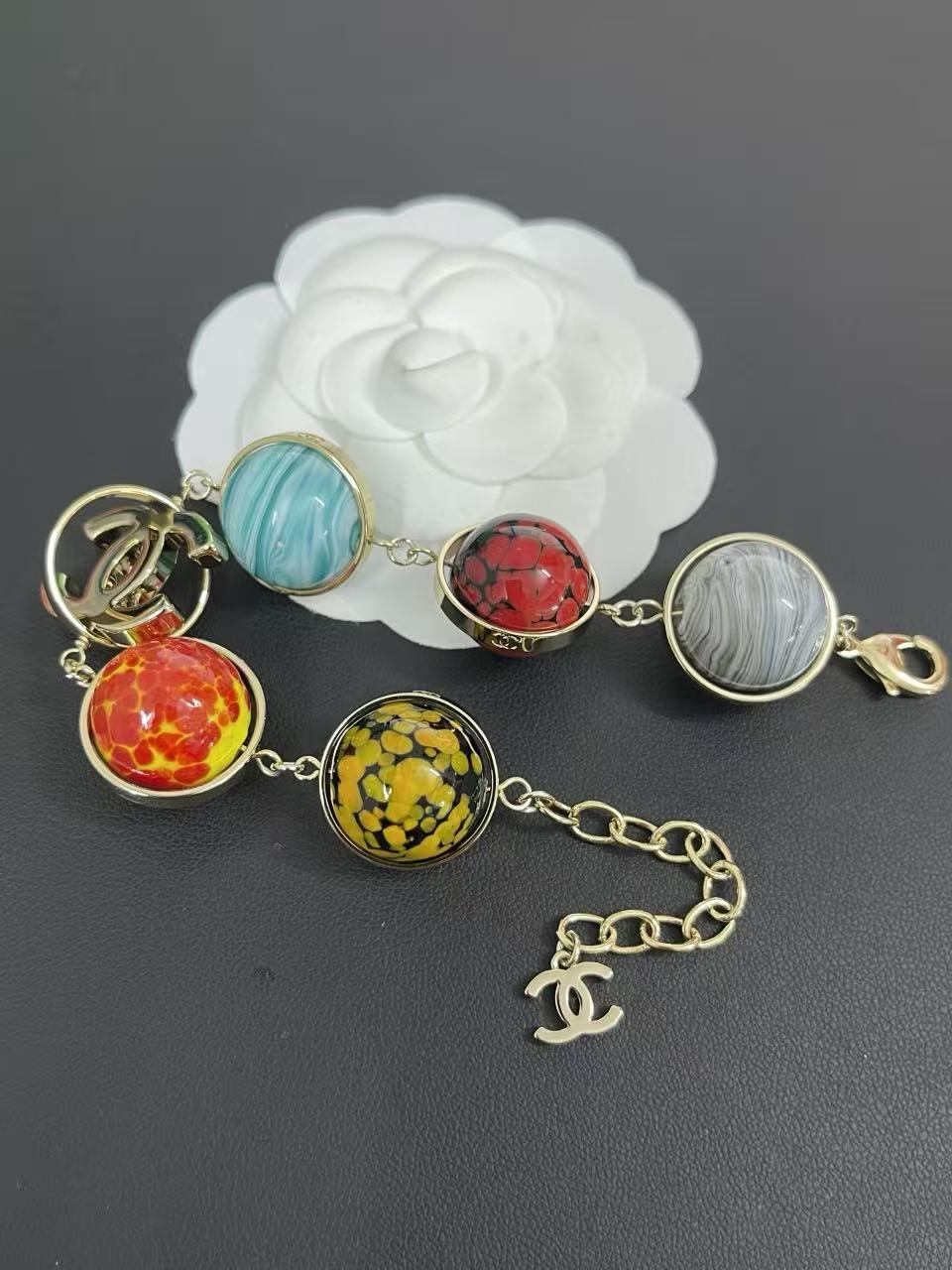 CHANE1 ダブルC カラフルブレスレット【50％割引+送料無料】