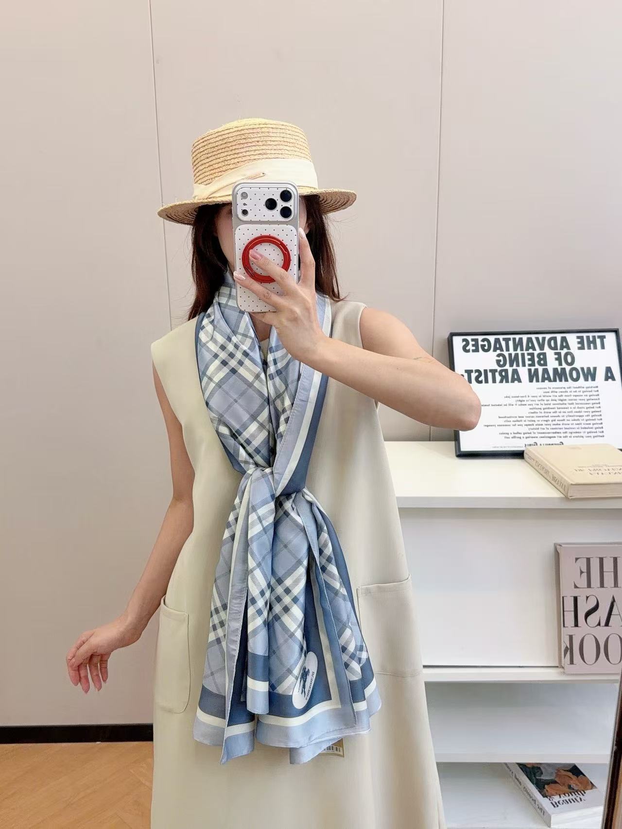 BUR8ERRY チェック柄シルクスカーフ【50％割引+送料無料】