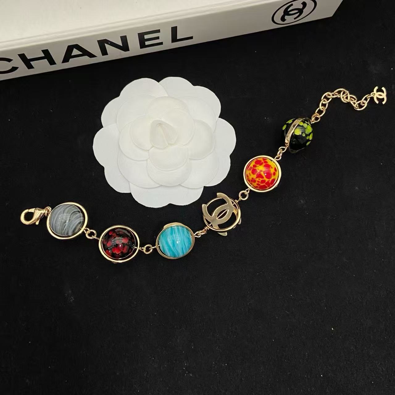 CHANE1 シンプルダブルCカラフルブレスレット【50％割引+送料無料】