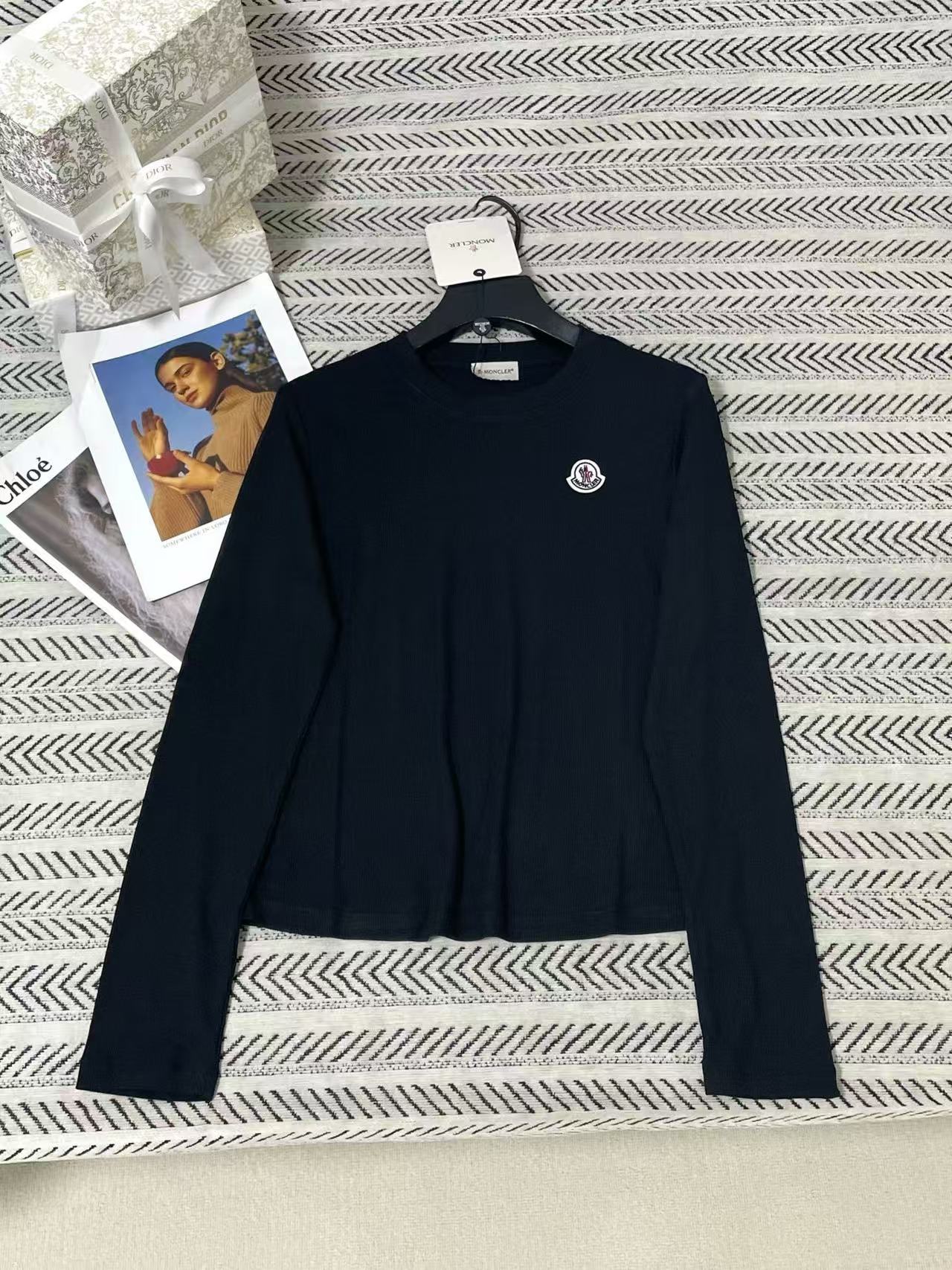 M0NECLER シンプルロゴ長袖Tシャツ【50％割引+送料無料】