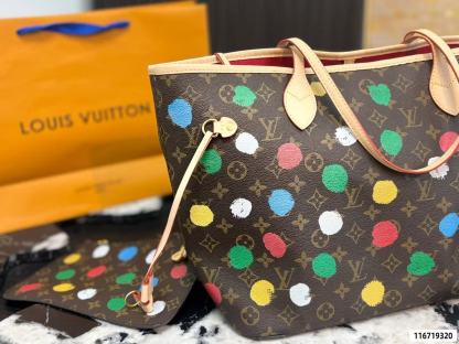 LV neverfullショッピングバッグ【50％割引+送料無料】