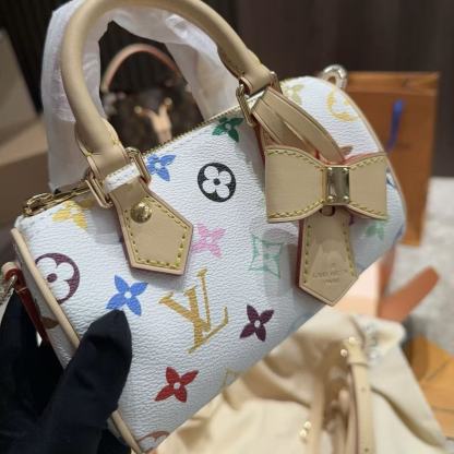 LVプリント柄のハンドバッグ【50％割引+送料無料】