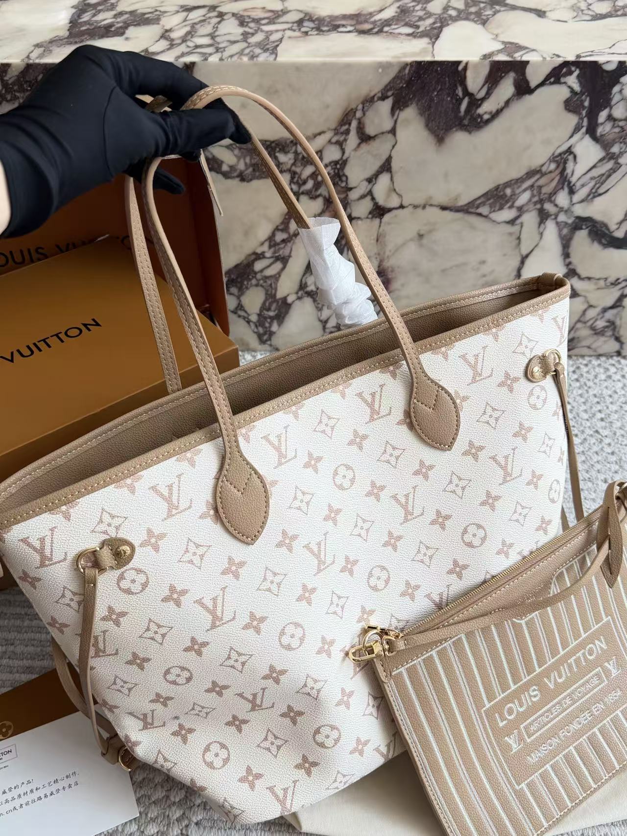 LV neverfullショッピングバッグ【50％割引+送料無料】