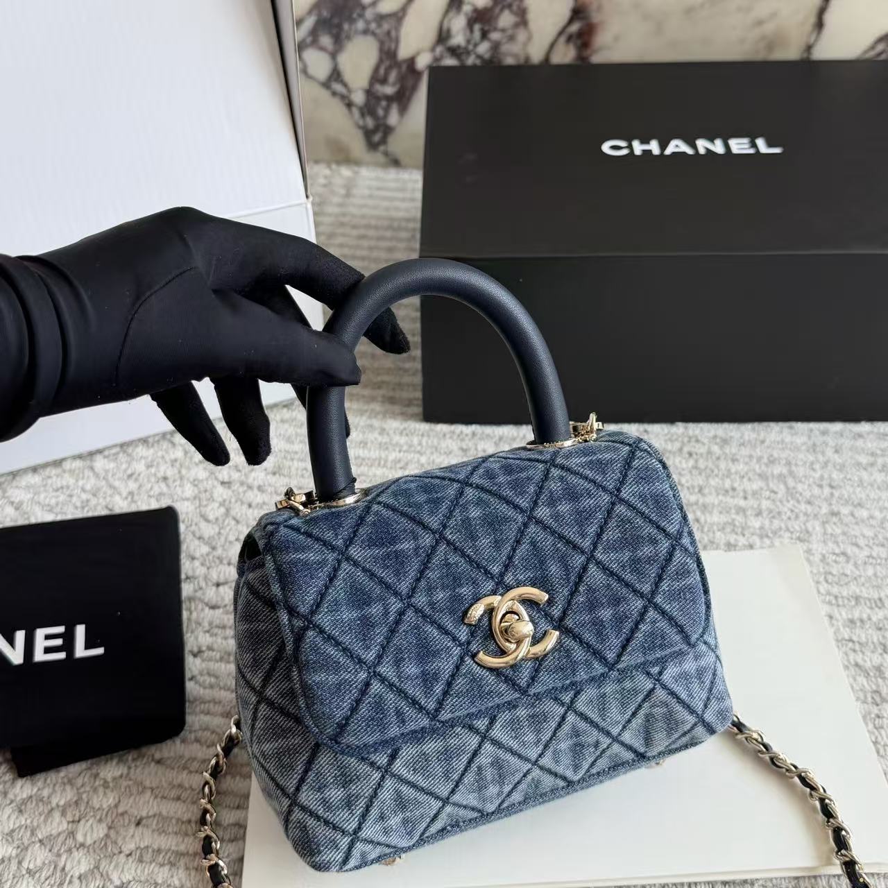 CHANE1 coco handleデニムハンドバッグ【50％割引+送料無料】