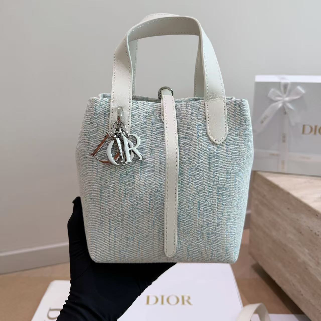 DI0R toujoursハンドバッグ【50％割引+送料無料】