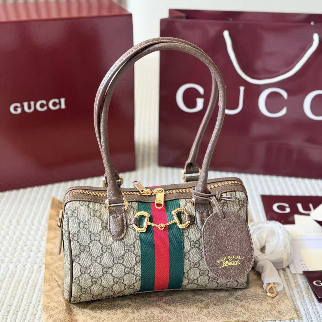 GUCCI Borsettoハンドバッグ【50％割引+送料無料】