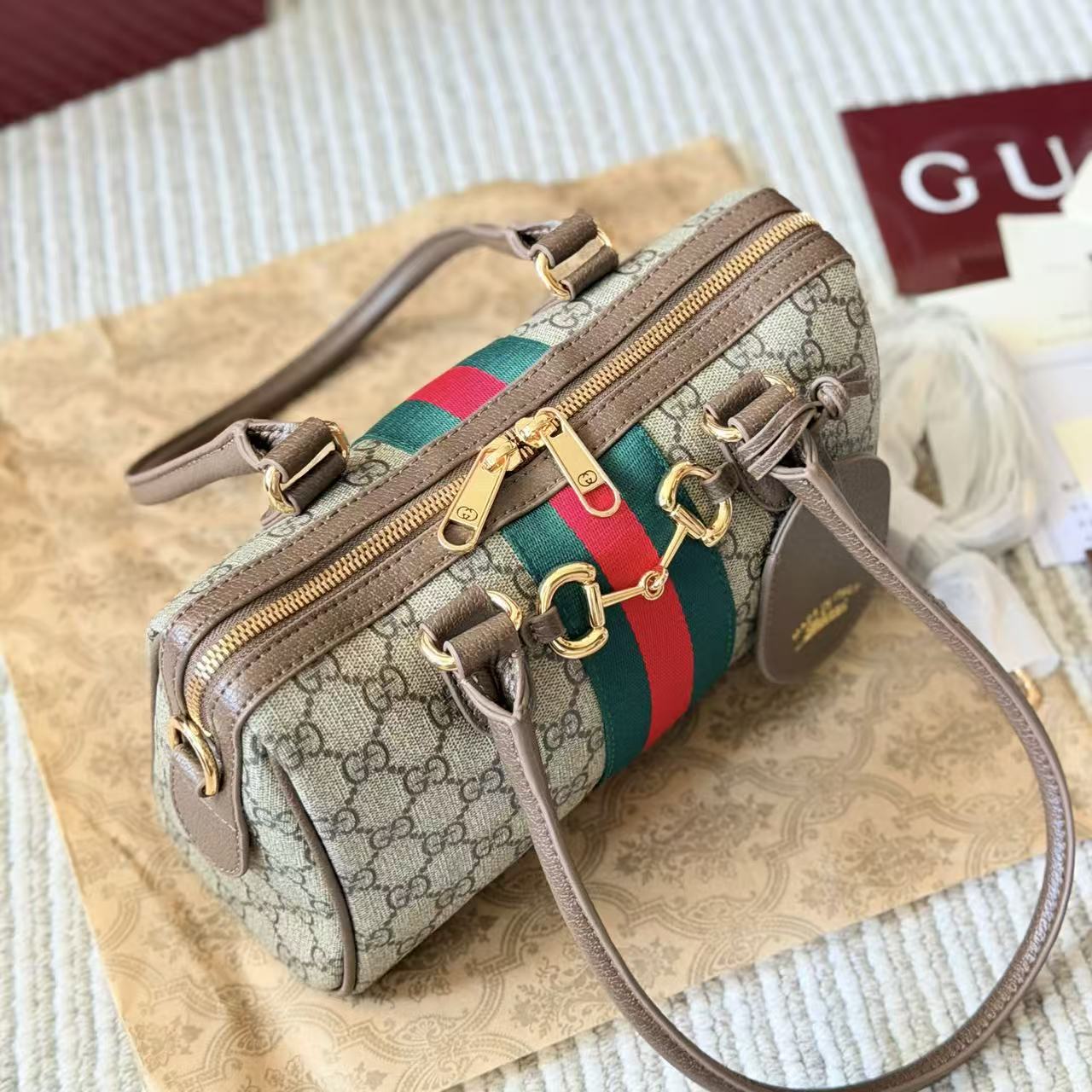 GUCCI Borsettoハンドバッグ【50％割引+送料無料】