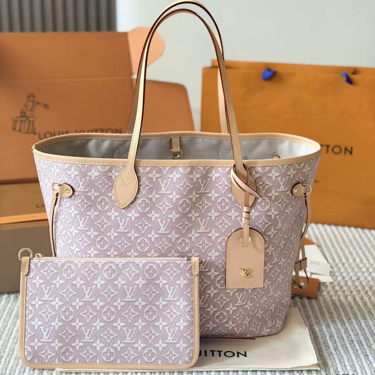 LV Neverfullショッピングバッグ【50％割引+送料無料】