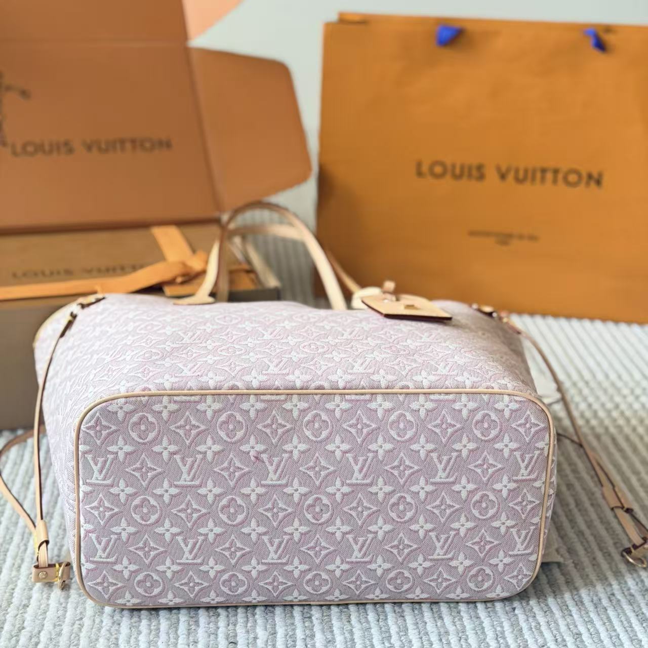 LV Neverfullショッピングバッグ【50％割引+送料無料】