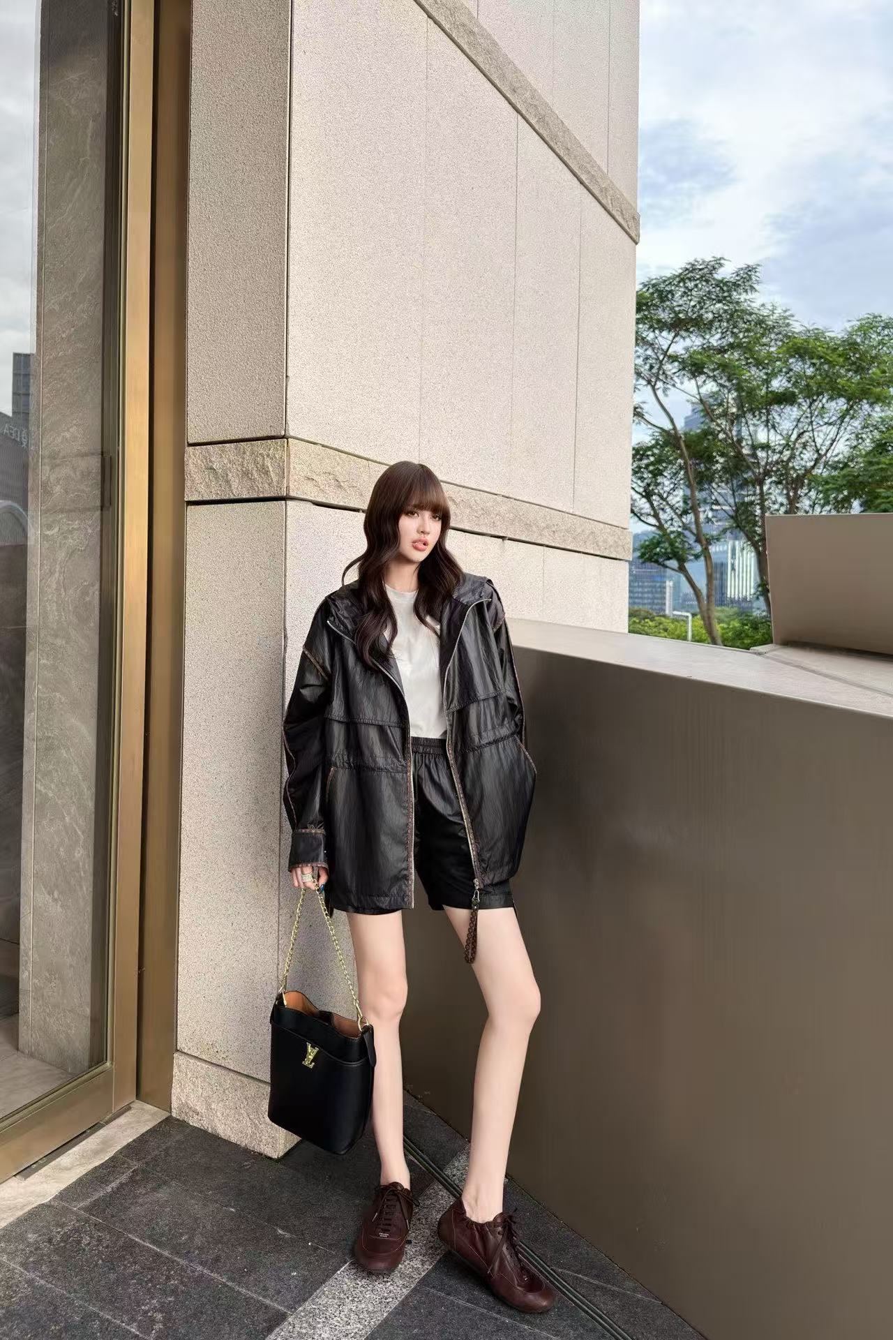 LVフードコート＋ショートパンツの2点セット【50％割引+送料無料】
