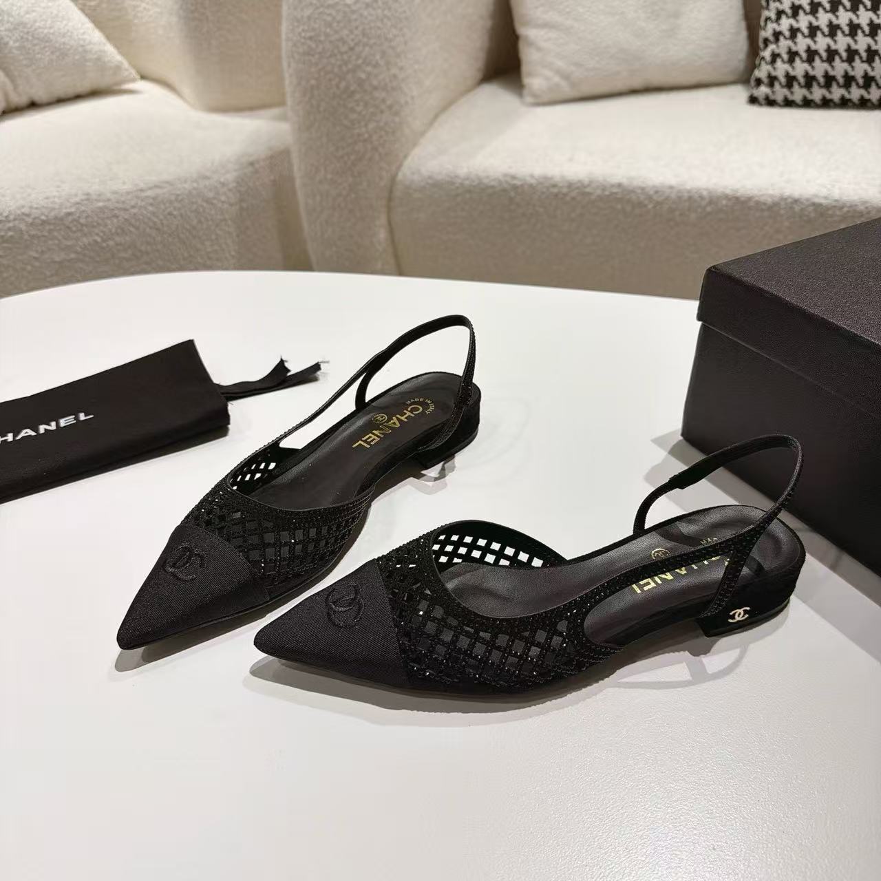 CHANE1 高品質ダブルC中空フラットシューズ【50％割引+送料無料】