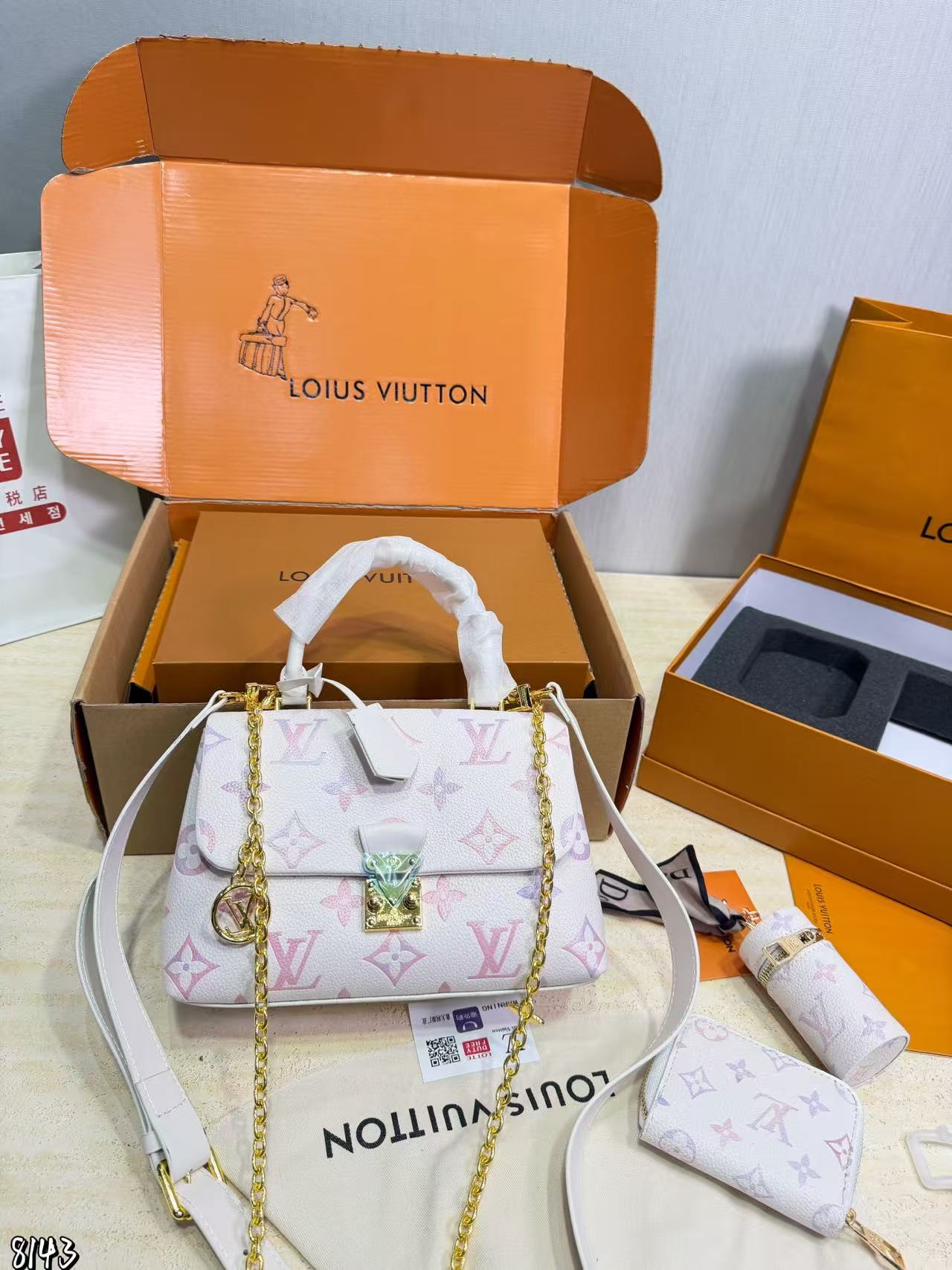 LV Speedy nanoチェーンバッグ【50％割引+送料無料】
