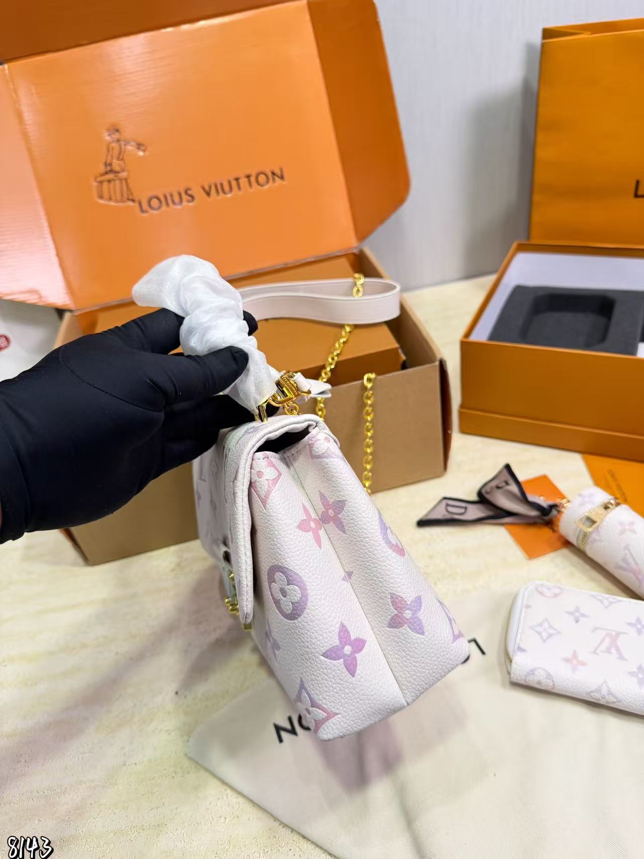 LV Speedy nanoチェーンバッグ【50％割引+送料無料】
