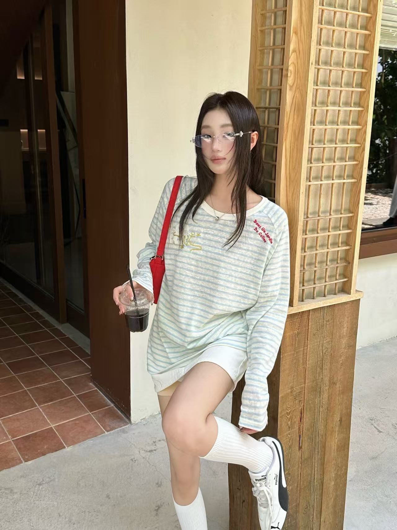 CELINE ストライプ ロゴ刺繍 Tシャツ【50％割引+送料無料】
