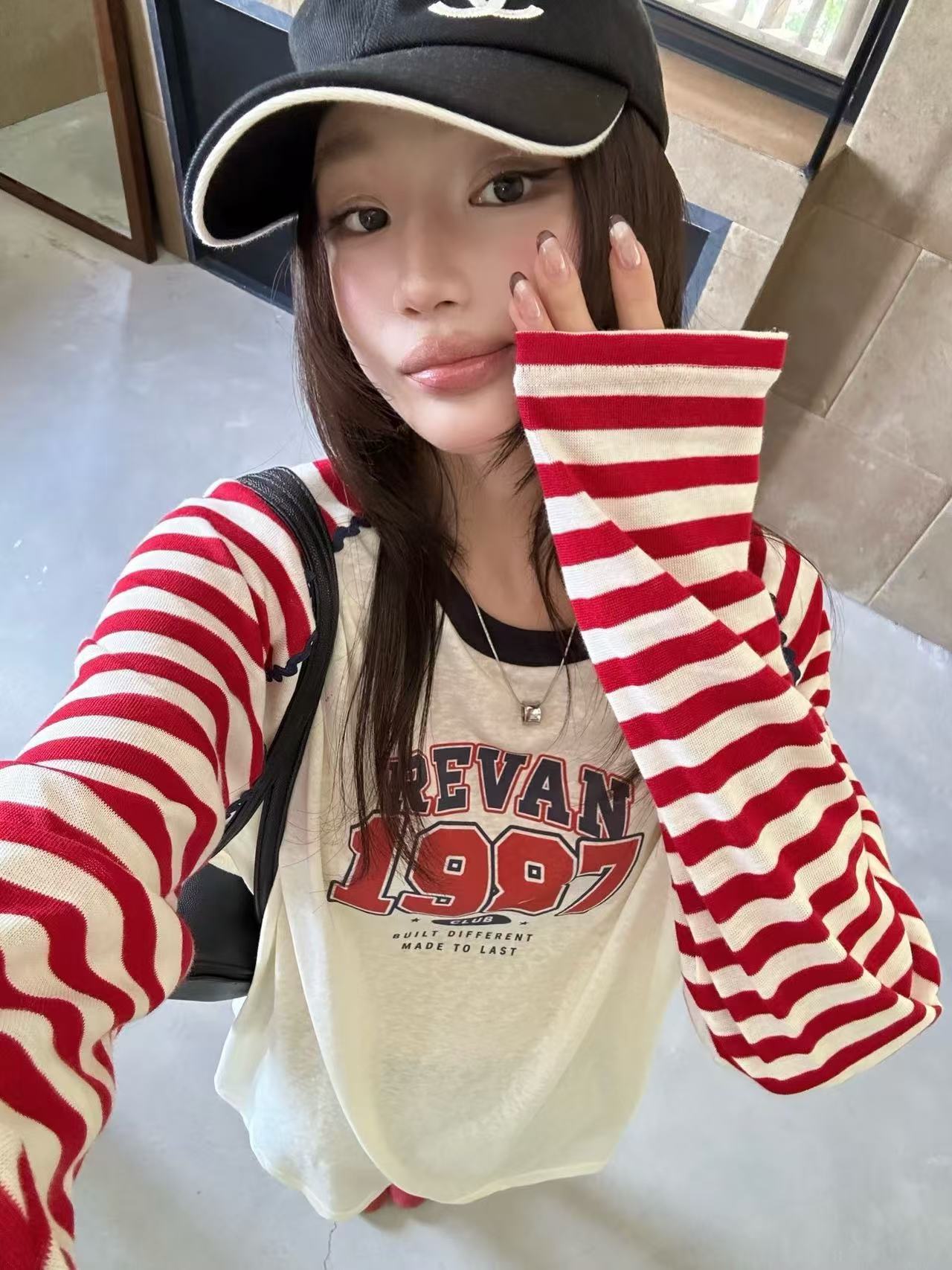 CEL1NE カラーブロックレターTシャツ【50％割引+送料無料】
