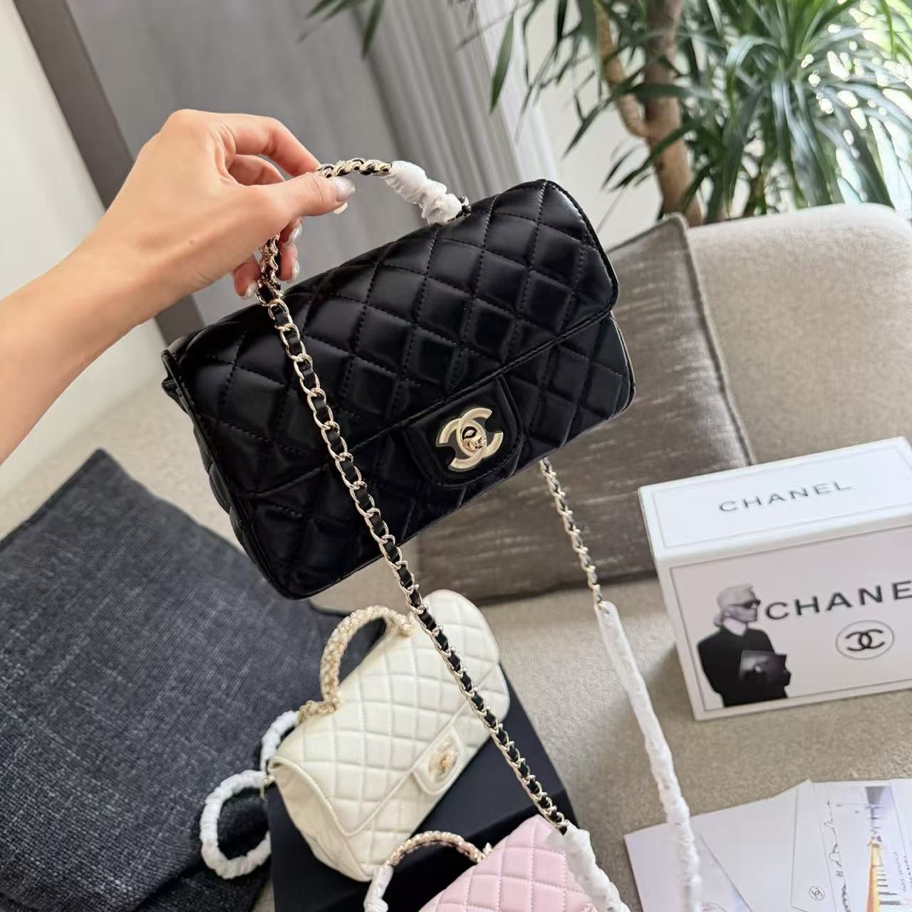 CHANE1 CFチェーンラムスキンショルダーバッグ【50％割引+送料無料】