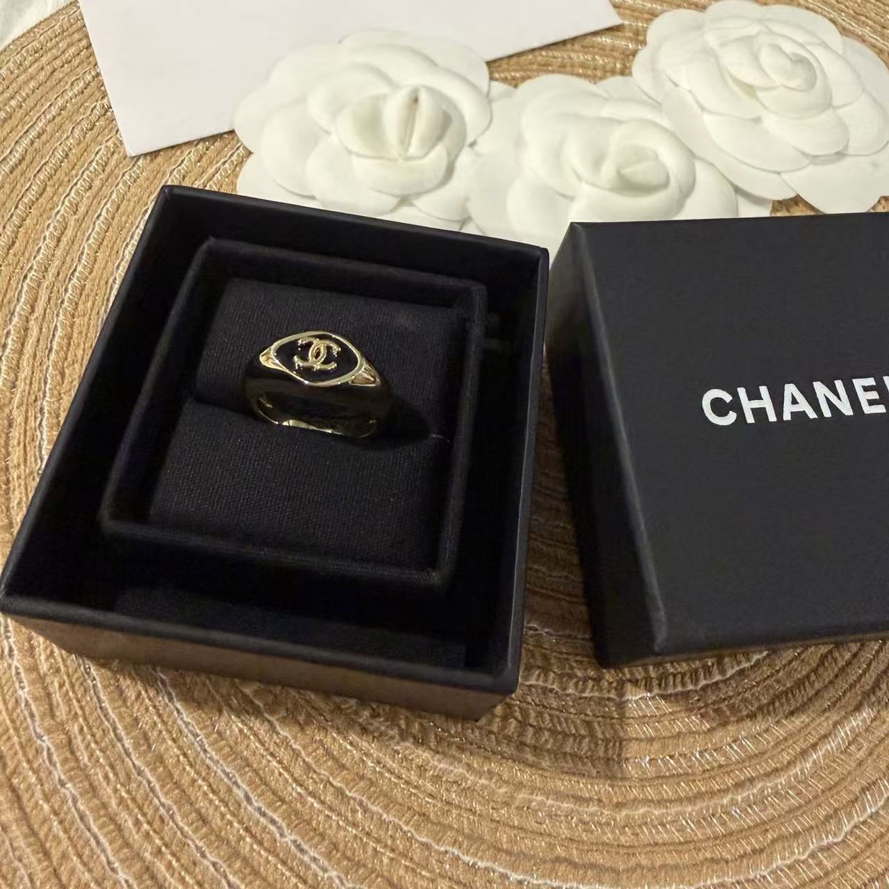 CHANE1 シンプルなダブルCリング【50％割引+送料無料】