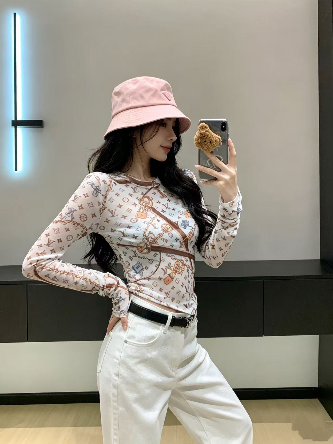 LVプリント 長袖Tシャツ【50％割引+送料無料】