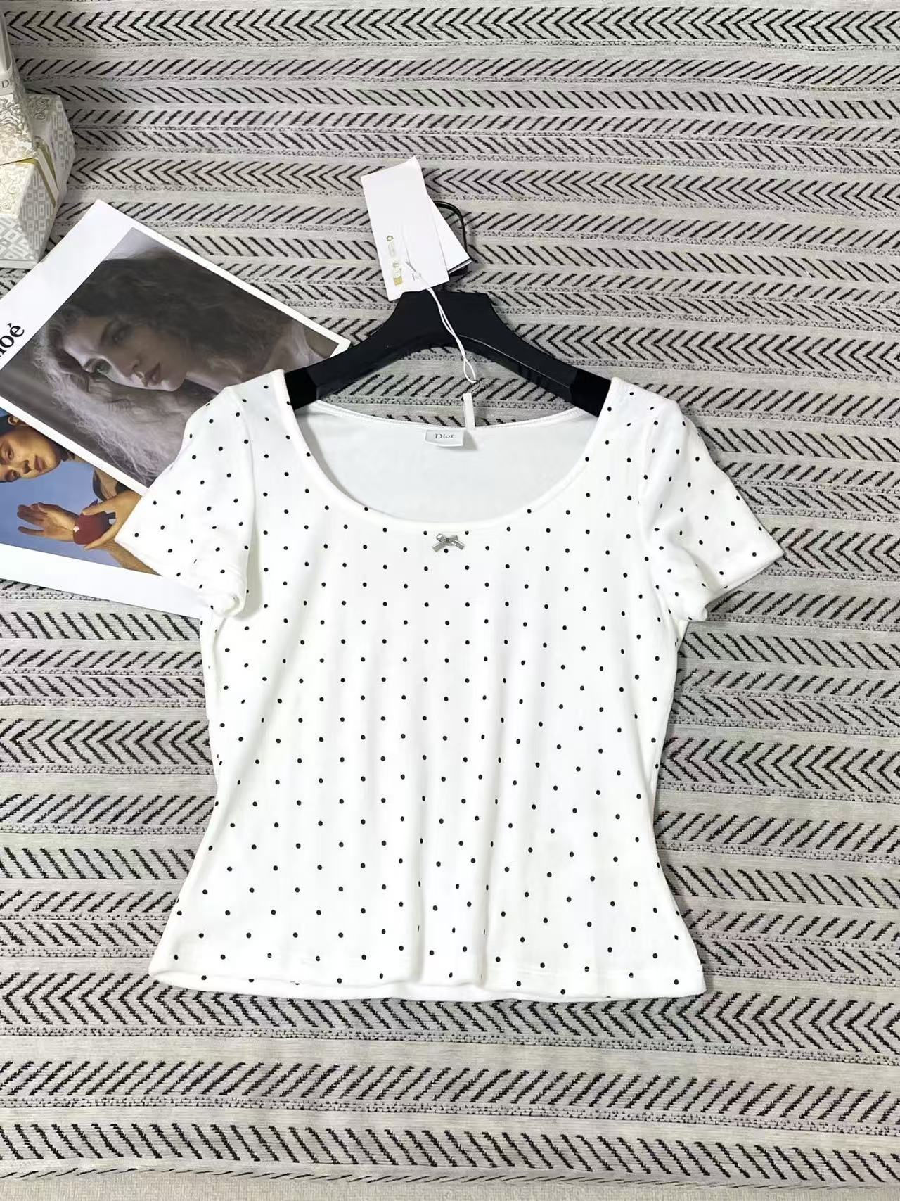 DI0Rベルベット・ポルカドットTシャツ【50％割引+送料無料】