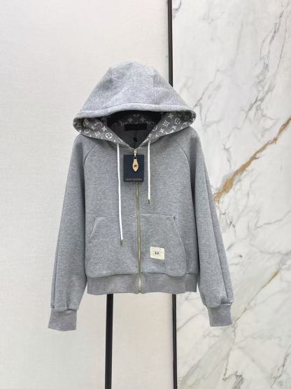 LVプリント柄フード付きジャケット＋パンツのツーピースセット【50％割引+送料無料】