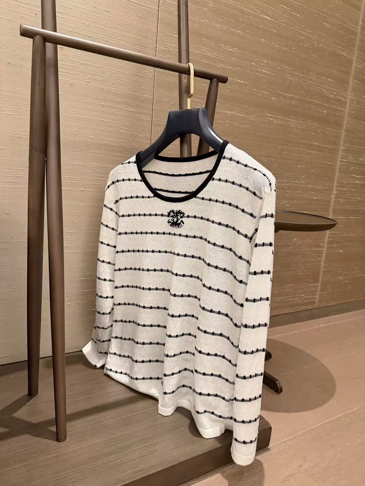 CHANE1 ダブルCストライプ長袖Tシャツ【50％割引+送料無料】