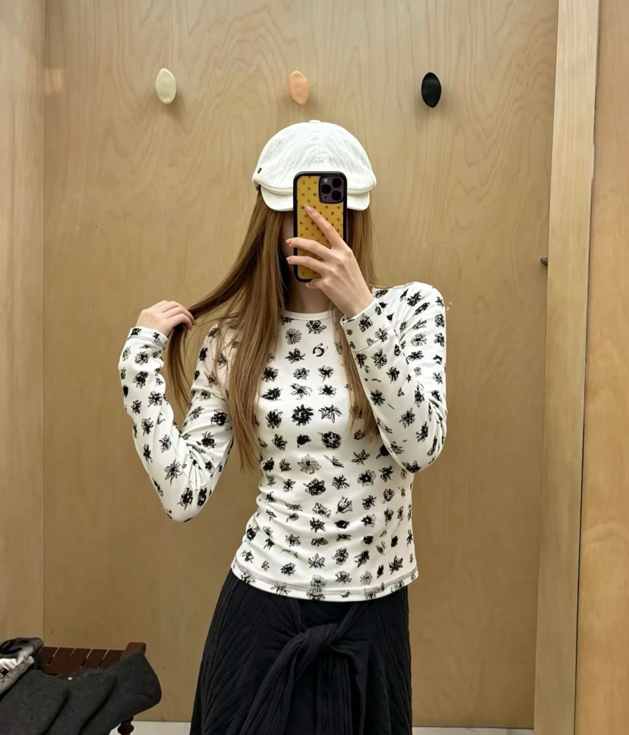 CHANE1 プリント長袖Tシャツ【50％割引+送料無料】