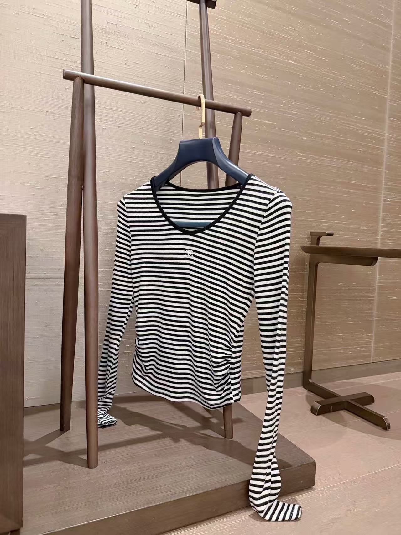 CHANE1 ダブルCストライプ長袖Tシャツ【50％割引+送料無料】