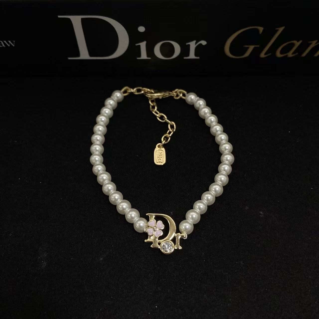 DIOR ロゴ＆パール ブレスレット【50％割引+送料無料】