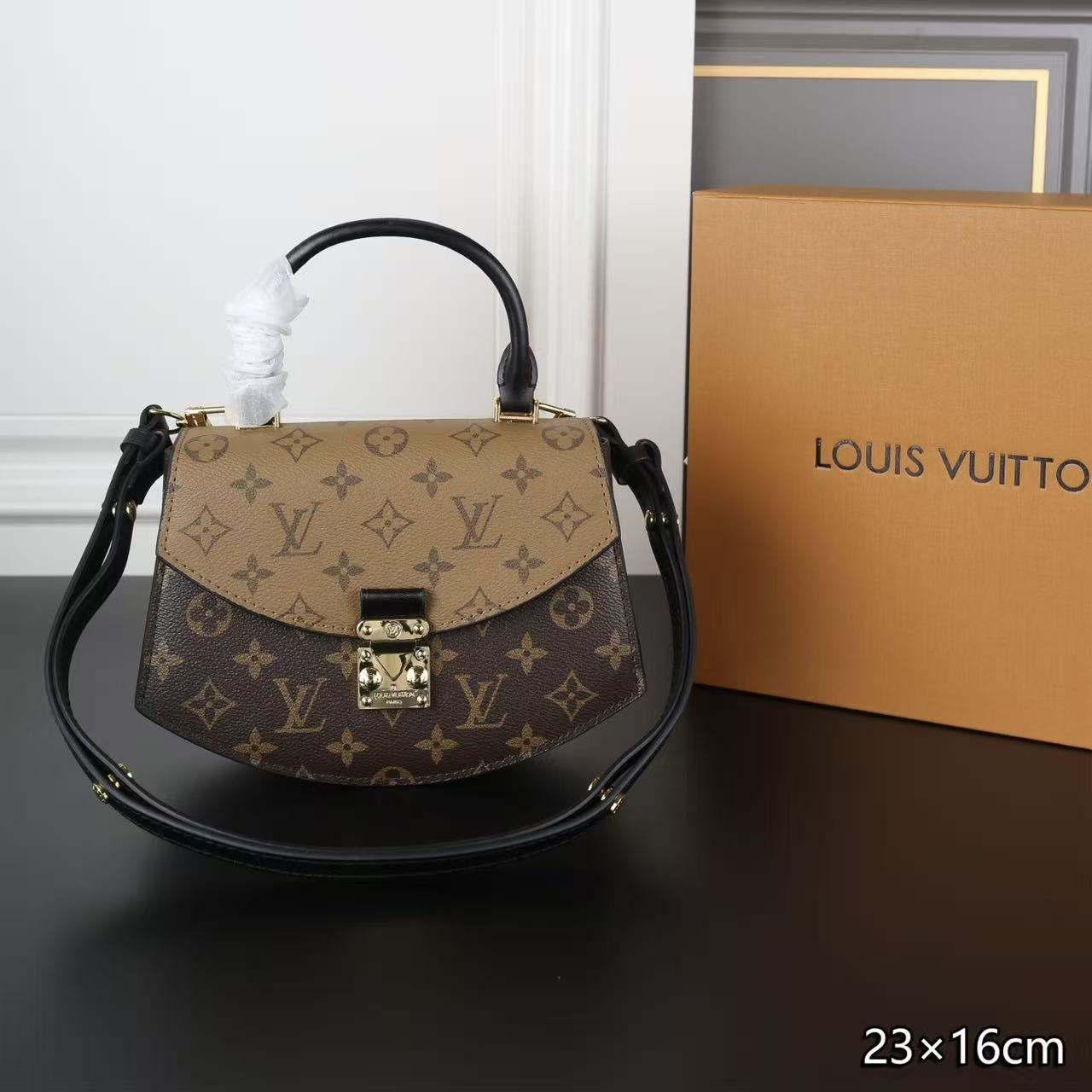 LV 扇子型ハンドバッグ【50％割引+送料無料】