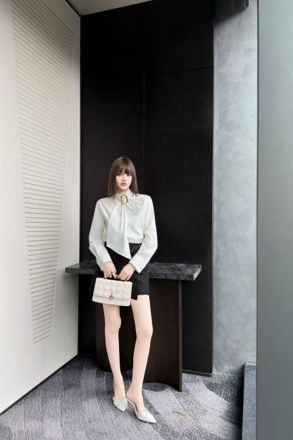 DIOR シンプルなレースアップシャツ【50％割引+送料無料】