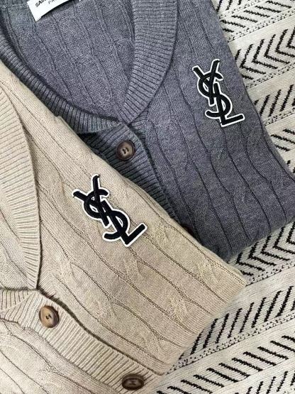 YSL シンプルロゴボタン ウールカーディガン【50％割引+送料無料】