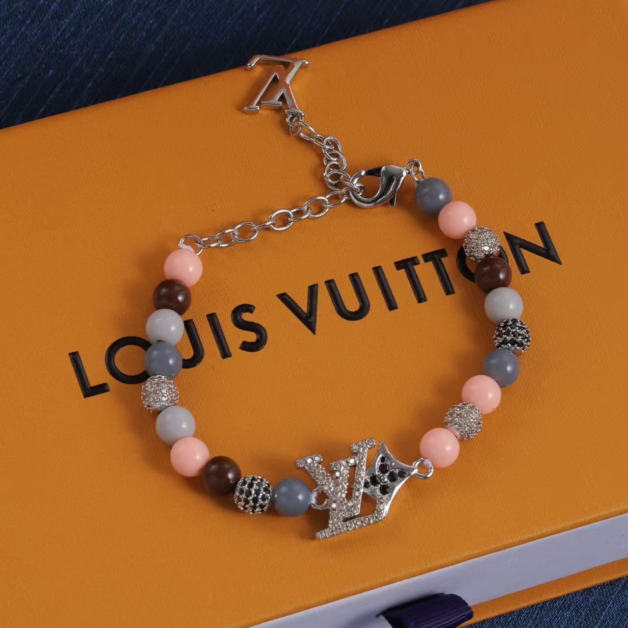 LV バイカラービーズブレスレット【50％割引+送料無料】