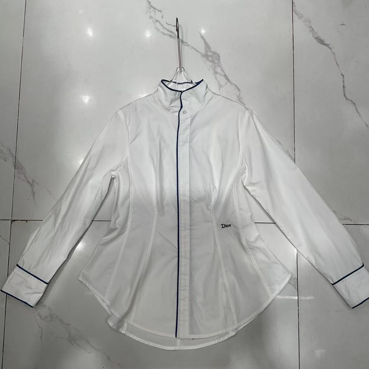 DIOR 刺繍ロゴシャツ【50％割引+送料無料】