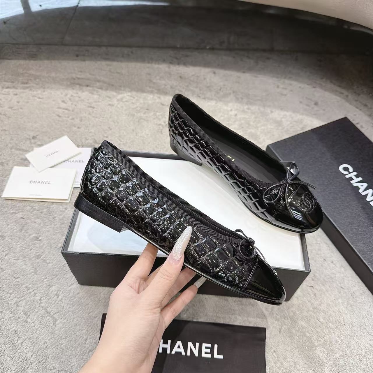 CHANE1 高品質ダブルCカラーブロックフラットシューズ【50％割引+送料無料】