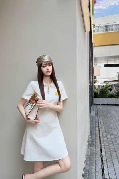 GUCCI 襟付きジップアップワンピース【50％割引+送料無料】