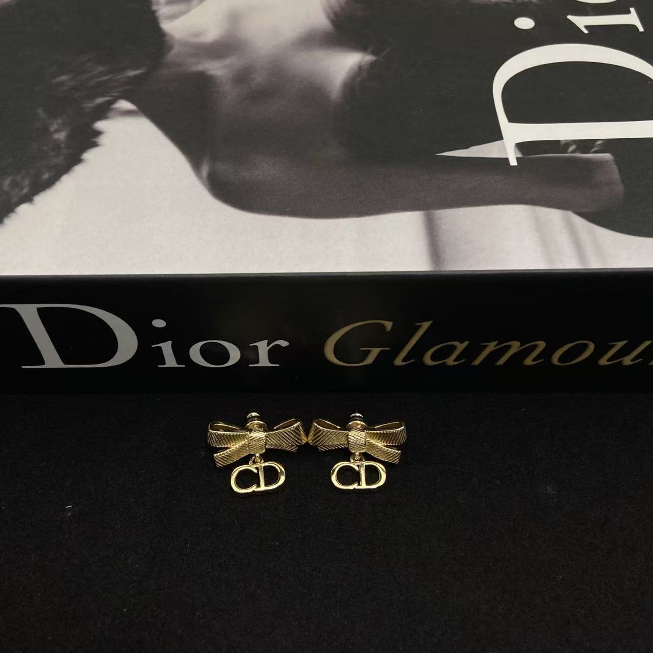 DIOR CD ピアス【50％割引+送料無料】