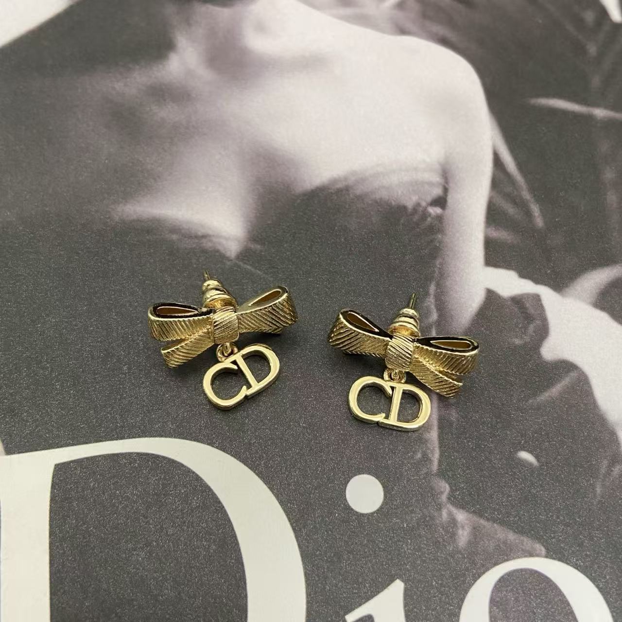 DIOR CD ピアス【50％割引+送料無料】