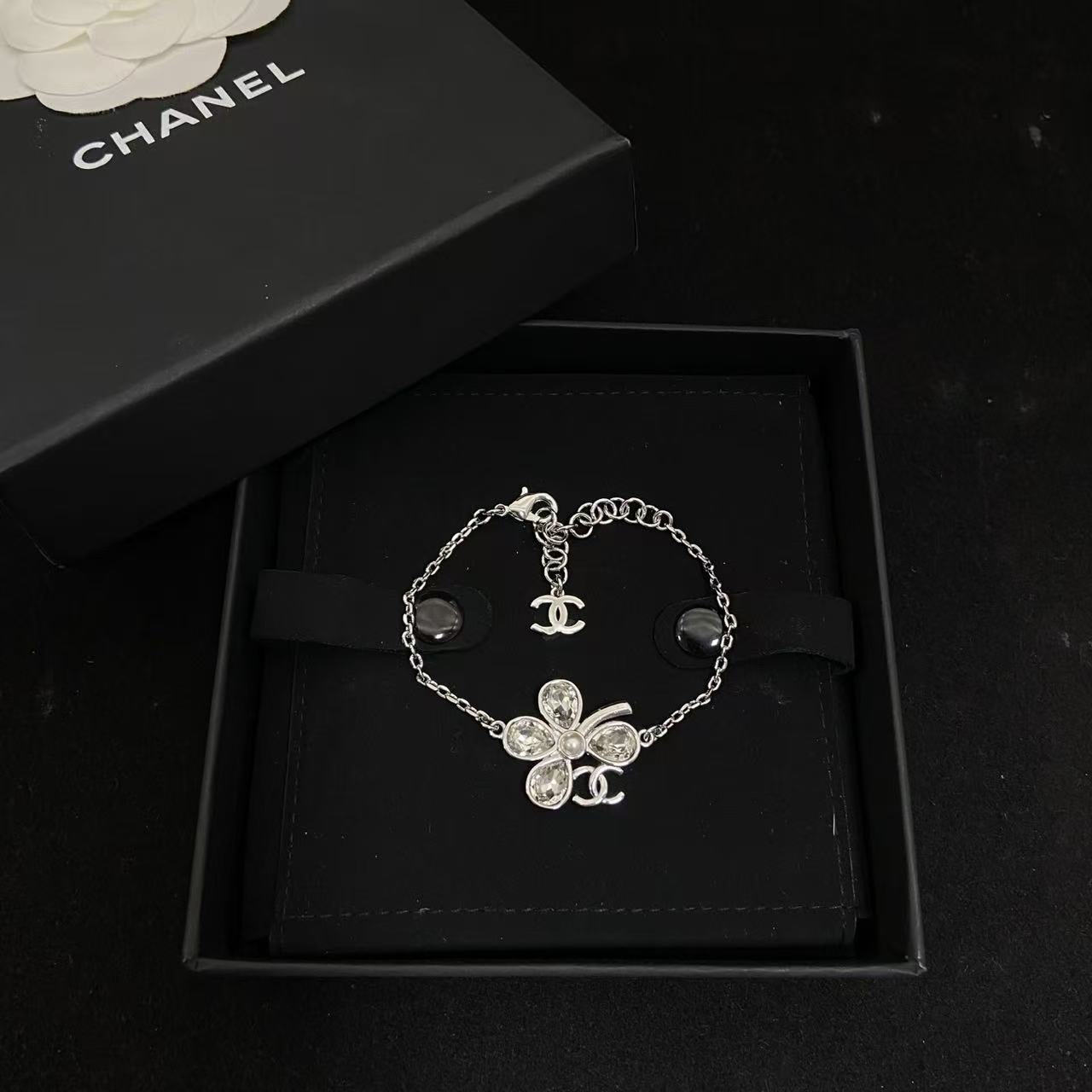 CHANEL ダブルC ダイヤモンドブレスレット【50％割引+送料無料】