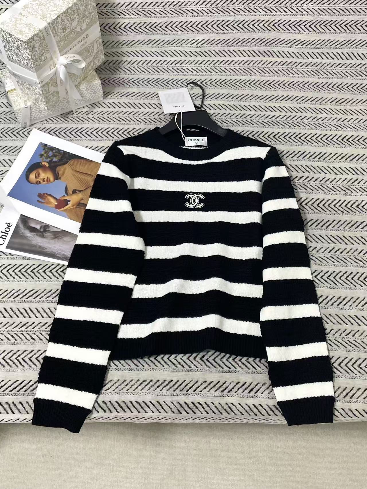 CHANEL ダブルC ストライプ柄ウールセーター【50％割引+送料無料】
