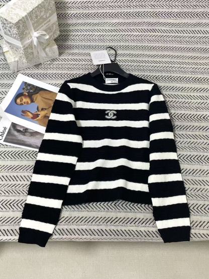 CHANEL ダブルC ストライプ柄ウールセーター【50％割引+送料無料】