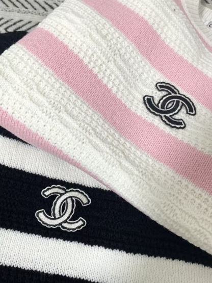 CHANEL ダブルC ストライプ柄ウールセーター【50％割引+送料無料】