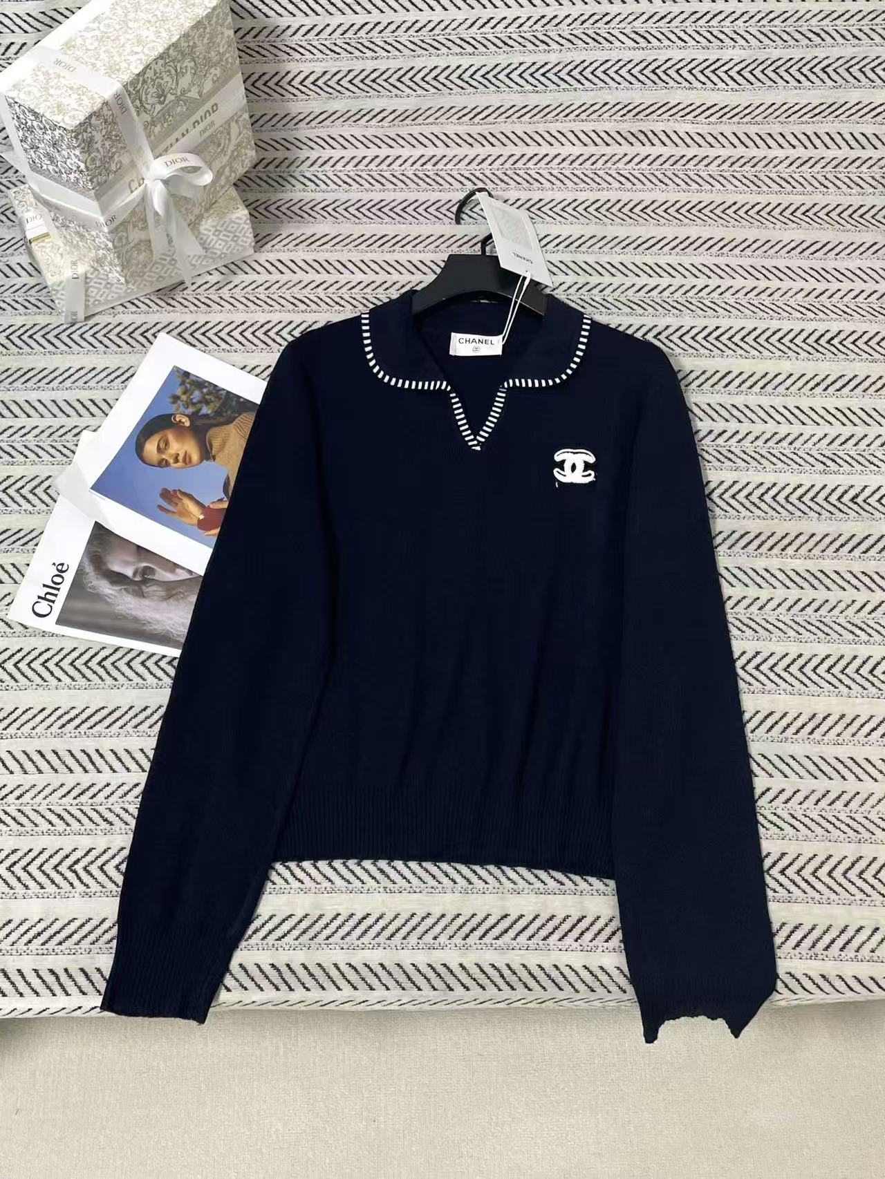CHANEL ダブルCロゴ入り襟付きウールセーター【50％割引+送料無料】