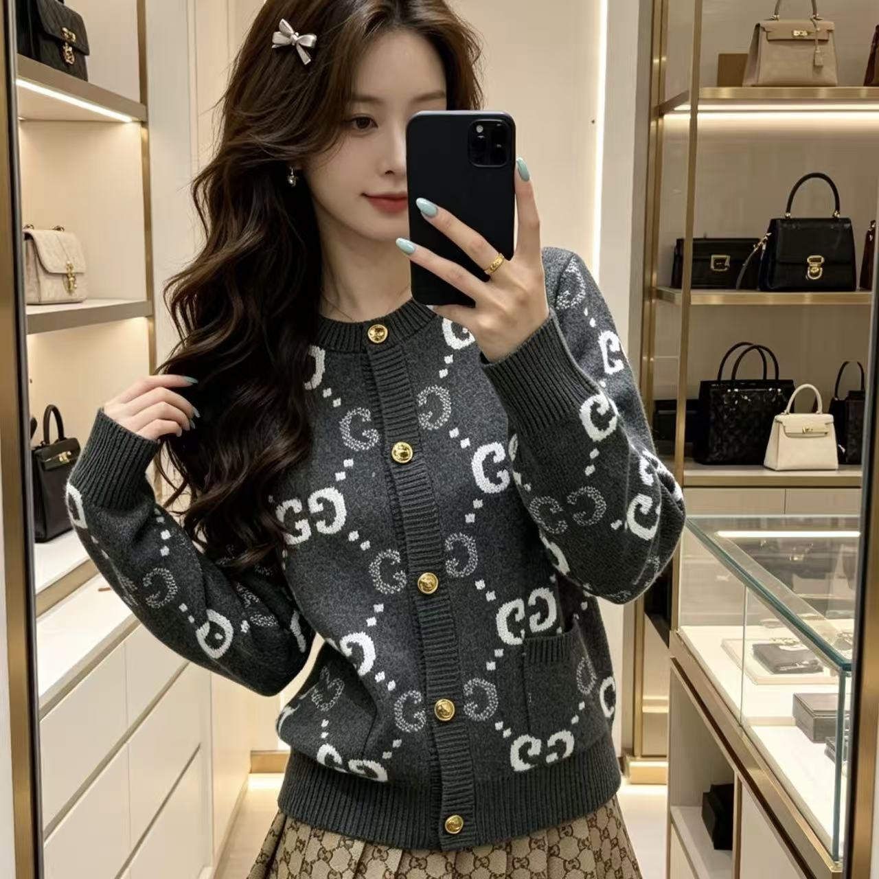 GUCCI メタルボタン ウールカーディガン【50％割引+送料無料】