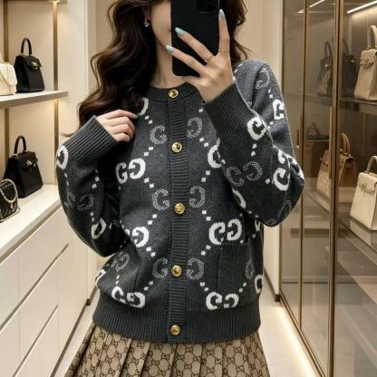 GUCCI メタルボタン ウールカーディガン【50％割引+送料無料】